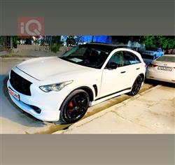 ئینفینیتی FX